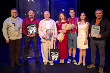 Актори театру з дипломами та цінними подарунками