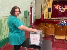 Підопічна надає кошти під час концерту на підтримку Збройних Сил України