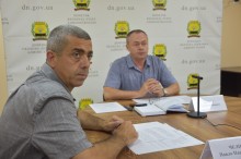 Директор департаменту з питань цивільного захисту, мобілізаційної та оборонної роботи Донецької ОДА. Також учасник наради під головуванням Ігоря Бойка.
