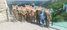 Військовослужбовці на фоні річки Сіверський Донець