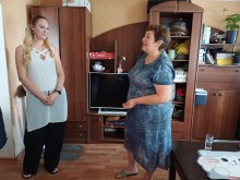 Спілкування начальника служби у справах дітей облдержадміністрації з матір’ю родини Дівнічів.