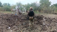 Пошкоджені будинки після ворожого обстрілу