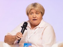 Начальниця управління сім’ї, молоді та масових заходів національно-патріотичного виховання облдержадміністрації Лілія Золкіна