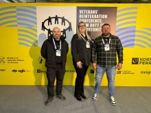 Начальник управління з питань ветеранської політики облдержадміністрації Артур Насібян разом із начальниками управлінь з питань ветеранської політики Луганської та Дніпропетровської облдержадміністрацій Олесею Грановською та Денисом Скалеухом