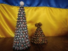 Роботи онлайн-конкурсу «Новорічна креативна ялинка».