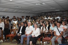 Урочисте відкриття нового навчального року в Бахмутському центрі профтехосвіти за участю учнів, педагогів і гостей.