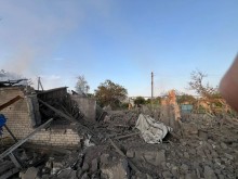 Житло, яке було зруйновано ворожим обстрілом.