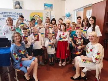 Тематично-розважальний захід до Дня Конституції України «Я -людина, ми - родина, наш дім – Україна» відбувся у ХАБі Очеретинської громади у м. Кам’яське.