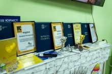 Почесні грамоти.