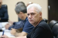 Керівники структурних підрозділів Донецької обласної військової адміністрації беруть участь у засіданні Ради оборони Донеччини.