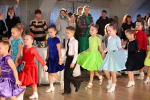Дітки у Дніпрі, яких тренує пан Володимир, на Всеукраїнському відкритому фестивалю танцю «DNIPRO WINTER BALL»