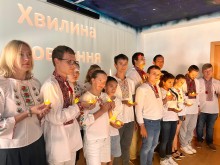 Вихованці вшановують пам’ять усіх, хто віддав життя за Україну, хвилиною мовчання