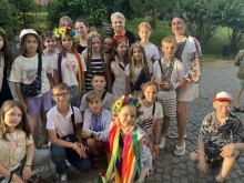 Діти привітали директора табору