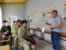 Конкурсанти регіонального етапу конкурсу WorldSkills Ukraine під час проходження інструктажу