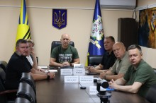 Вадим Філашкін, представники Донецької облдержадміністрації та громад регіону спілкуються з представниками штату Коннектикут