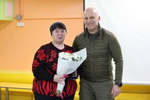 Вадим Філашкін нагороджує співробітників ДТЕК