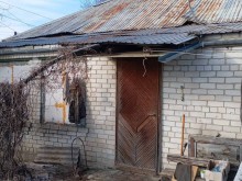 Пошкоджений будинок після вородого обстрілу