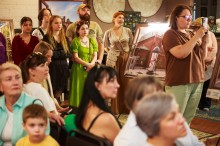 Гості, що прийшли на презентацію