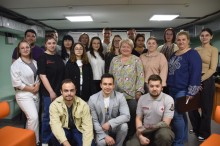 Учасники заходу разом на спільному фото. Настрій після закінчення позитивний.