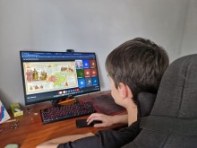 Учень під час проведення онлайн-заходу