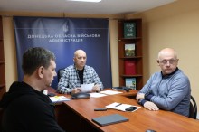 Вадим Філашкін, Юрій Винокуров та Юрій Ключка беруть участь у Раді оборони