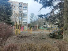 Пошкоджений будинок  після ворожого обстрілу