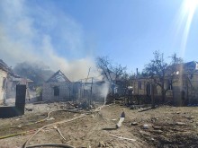 Зруйновані будинки після ворожого обстрілу