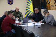 Учасники наради Донецької ОДА