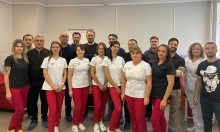 Предсатвники Маріупольського району разом з медперсоналом після здачі донорської крові
