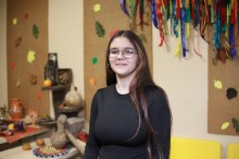 Вихованка Донецького Палацу молоді «Юність» під час Гарбуз-Фесту