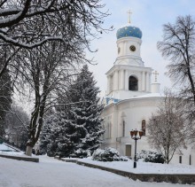 Покровська церква з дзвіницею