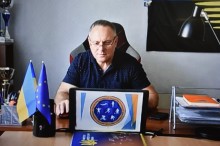 Володимир Мицик, доповідає про експериментальний проект що передбачає залучення спортивних клубів, як громадських організацій, до здійснення фізкультурно-оздоровчої та спортивної діяльності.