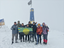 Спортивний актив Донеччини з нагоди Дня захисників і захисниць здійснив сходження на Говерлу