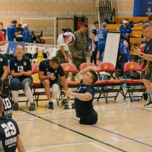 Ветеран війни Артем Передереєв взяв участь у змаганнях з волейболу сидячи у США