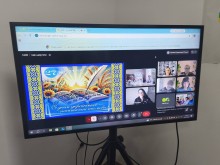 Учасники онлайн на моніторі