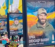 Портрети Захисників на Алеї пам'яті