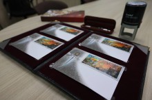 Поштова марка «Мечем і волею»