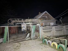 Зруйнований будинок після ворожого обстрілу