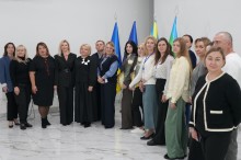 Учасники Дня спільнодії «Дотики підтримки - я стою через зв’язок з іншими людьми», присвяченого Всесвітньому дню ментального здоров’я