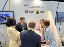 Делегація Маріупольської громади презентує власні проєкти на конференції в Римі.