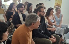 Колектив театру на зустрічі з представниками влади