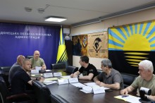 Учасники Ради оборони Донецької області