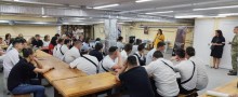 Живий діалог з військовими. Випускники Краматорського вищого професійного училища слухають про сучасну армію, зброю та вибір, що формує майбутнє.