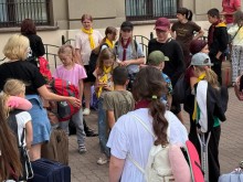 Фото учасників з пластового табору "Земля велетнів"