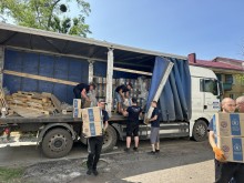 Благодійна організація благодійний фонд «Янголи Спасіння» забезпечують населення, яке постраждало внаслідок військових дій будівельними матеріалами та продуктовими наборами