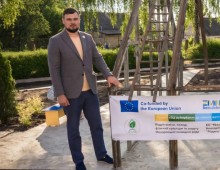 Владислав Чурілов бере участь у реалізації проєкту благоустрію школи в селі Маковище на Київщині