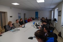 Заступник голови Донецької обласної державної адміністрації Олександр Шевченко, керівники структурних підрозділів ОДА, представники ГУ Національної поліції в Донецькій області на зустрічі з координаторами Кластеру захисту ООН.