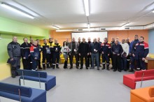 Вадим Філашкін та працівники газової галузі Донеччини із нагородами