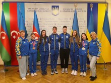 Вихованці Донецької області зі спортивної аеробіки на прийомі у Посольстві України в Азербайджані