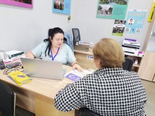 У Вінниці фахівчиня Донецького обласного центру зайнятості Надія Хаваліц зустрілася з переселенцями в центрі «ЯМаріуполь»
